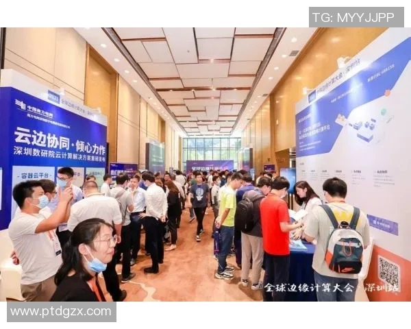 成都滑板队与深圳滑板队赛后复盘团队协作的成功与不足分析