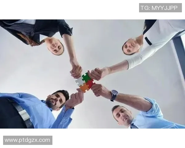 赛后分析：LNG与V5对决中的战术博弈与团队协作探讨